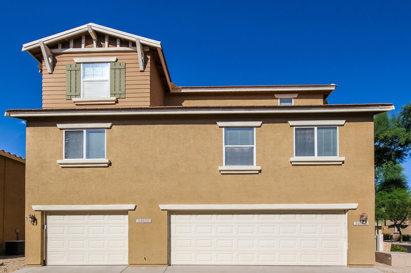 2,055/Mo, 34632 N 30th Ave Phoenix, AZ 85086 Garage View