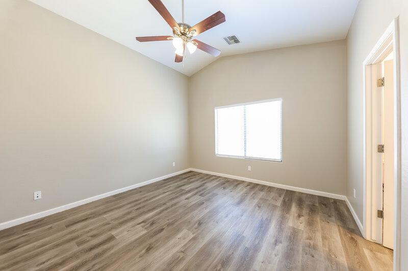 1,980/Mo, 10016 W Gross Ave Tolleson, AZ 85353 Main Bedroom View