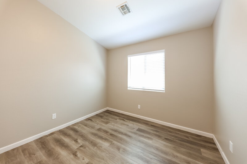 1,980/Mo, 10016 W Gross Ave Tolleson, AZ 85353 Bedroom View