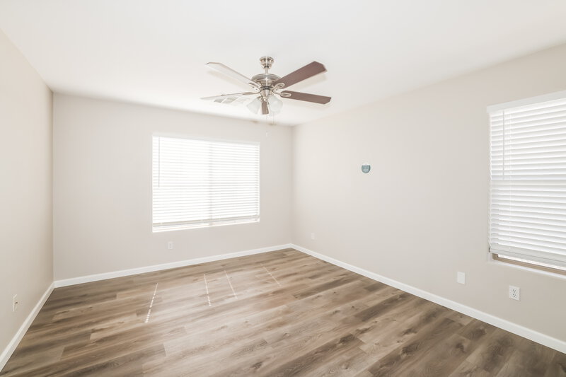 2,130/Mo, 2520 W Old Paint Trl Phoenix, AZ 85086 Main Bedroom View