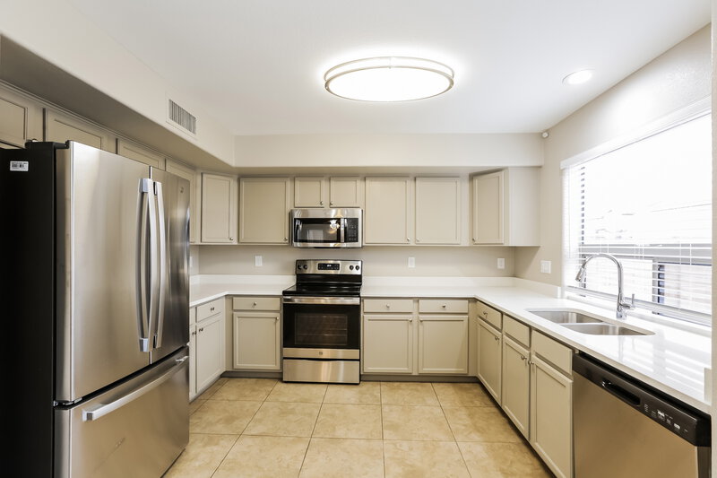 2,455/Mo, 4943 W Ardmore Rd Laveen, AZ 85339 Kitchen View