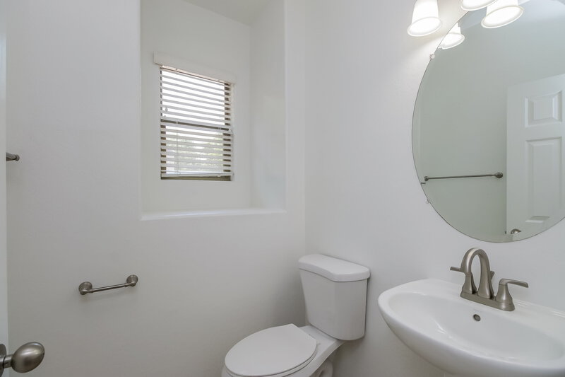 2,770/Mo, 3829 E Kent Ave Gilbert, AZ 85296 Bathroom View 2