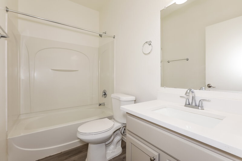 1,670/Mo, 1715 E Renegade Trl San Tan Valley, AZ 85143 Bathroom View