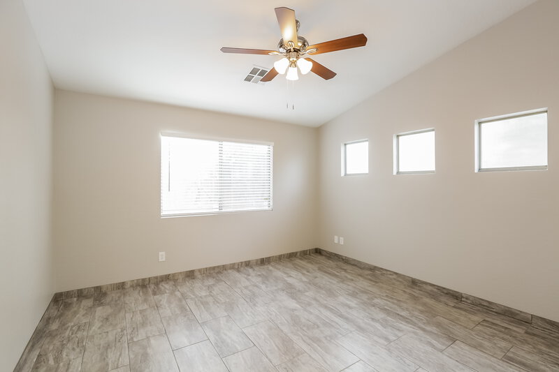 2,625/Mo, 5112 W galena Cir Laveen, AZ 85339 Main Bedroom View