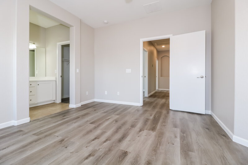 1,870/Mo, 1109 S 4th Ave Avondale, AZ 85323 Bedroom View 3