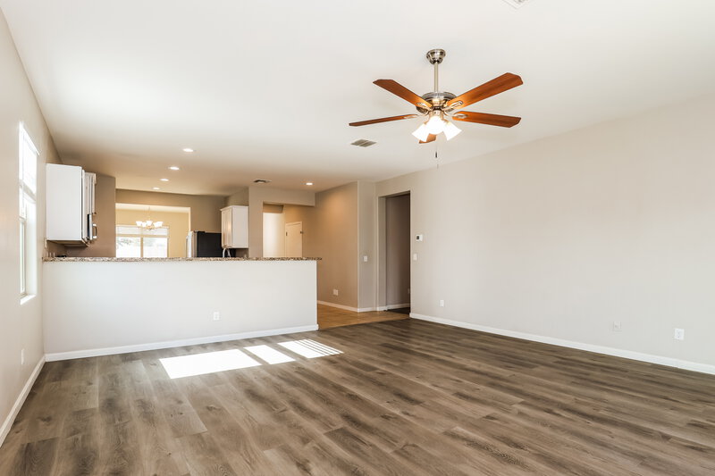 1,795/Mo, 4887 S 245th Ln Buckeye, AZ 85326 Living Room View