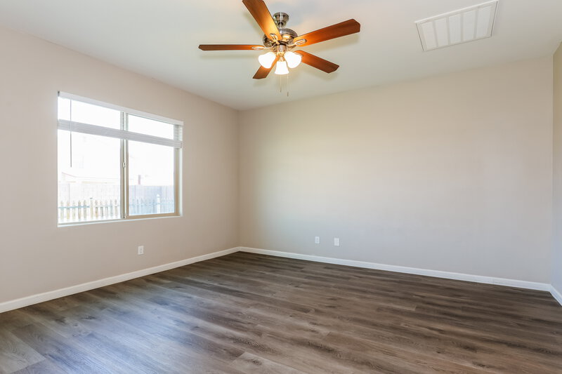 1,795/Mo, 4887 S 245th Ln Buckeye, AZ 85326 Main Bedroom View