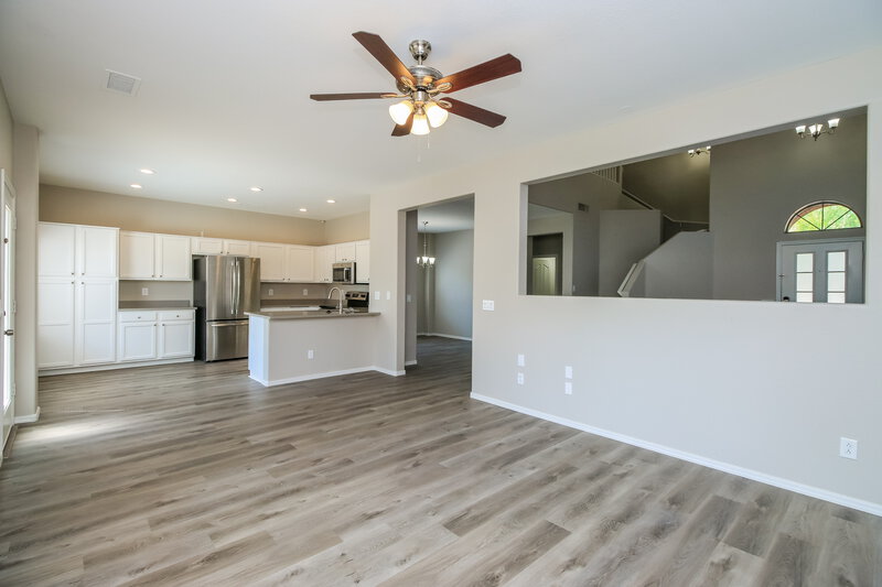 2,530/Mo, 4005 E Ironhorse Road Gilbert, AZ 85297 Family Room View 2
