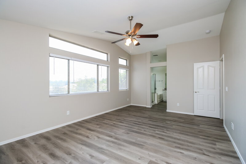 2,530/Mo, 4005 E Ironhorse Road Gilbert, AZ 85297 Main Bedroom View 2