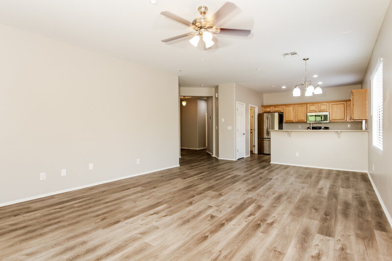 2,195/Mo, 40279 N La Cantera Dr Anthem, AZ 85086 Dining Room View