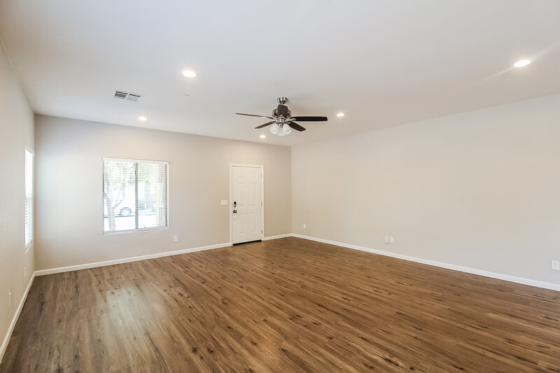 2,365/Mo, 17110 N 184th Dr Surprise, AZ 85374 Living Room View 2