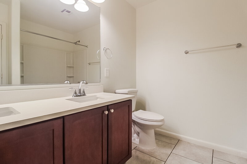 2,365/Mo, 17110 N 184th Dr Surprise, AZ 85374 Bathroom View
