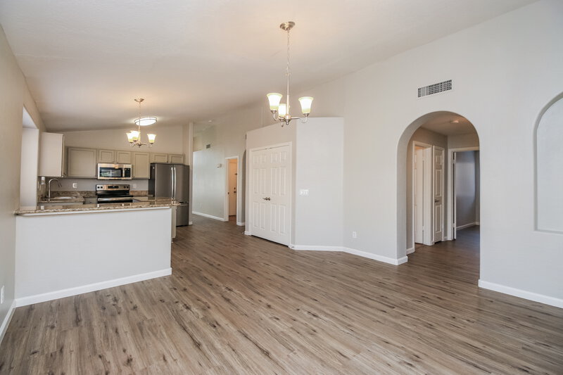 2,810/Mo, 748 W Dublin Street Gilbert, AZ 85233 Dining Room View