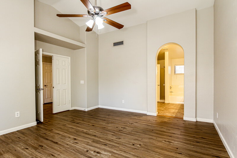 2,555/Mo, 748 W Dublin Street Gilbert, AZ 85233 Main Bedroom View