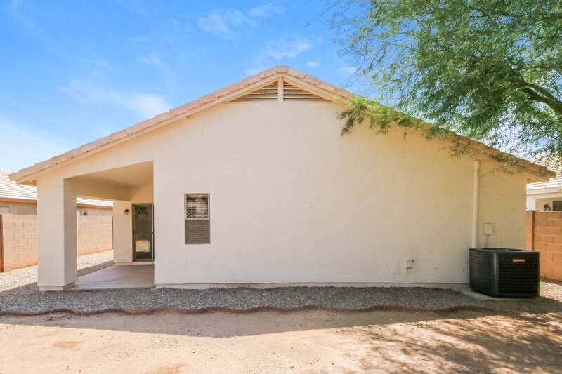2,810/Mo, 748 W Dublin Street Gilbert, AZ 85233 Rear View 2