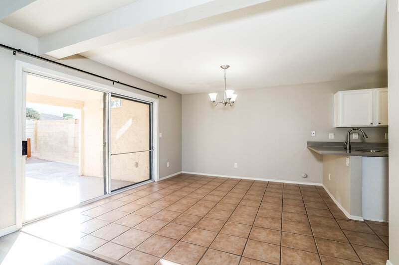 2,060/Mo, 2345 E Gelding Dr Phoenix, AZ 85022 Dining Room View