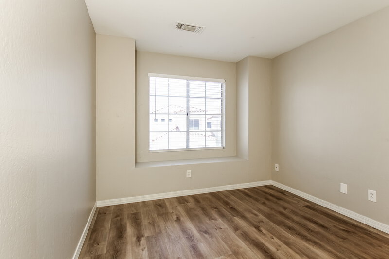 2,080/Mo, 2345 E Gelding Dr Phoenix, AZ 85022 Bedroom View 3