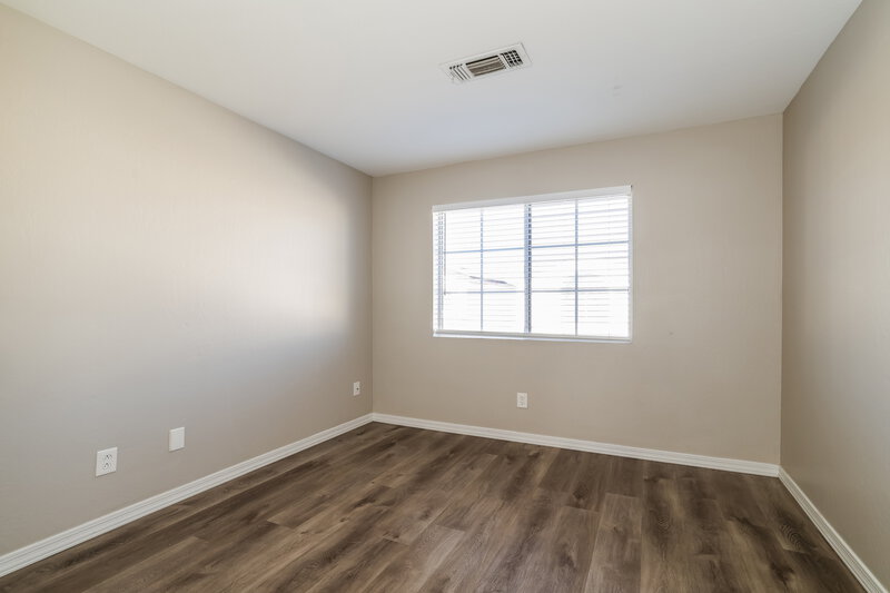 2,060/Mo, 2345 E Gelding Dr Phoenix, AZ 85022 Bedroom View 2