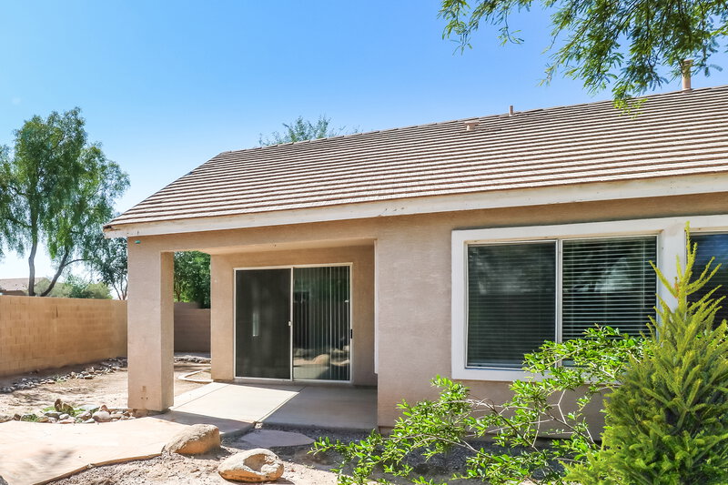 2,230/Mo, 1305 S 119th Dr Avondale, AZ 85323 Rear View