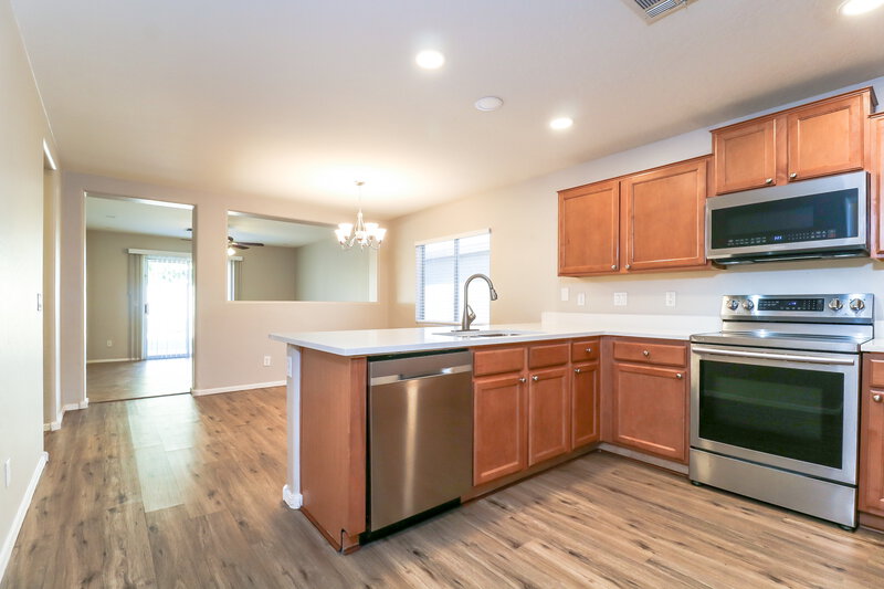 1,900/Mo, 11554 W Carol Avenue Youngtown, AZ 85363 Kitchen View 2