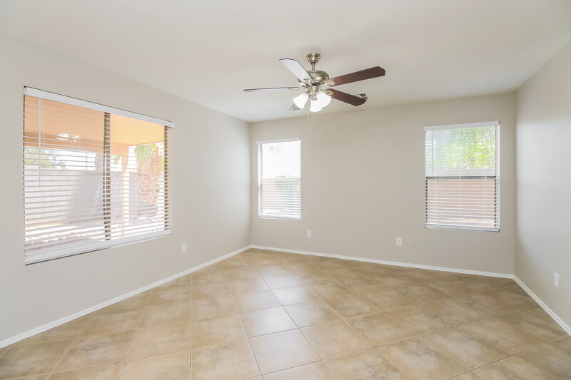 2,370/Mo, 5743 E Flossmoor Cir Mesa, AZ 85206 Main Bedroom View