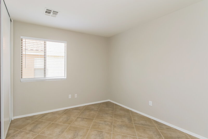 2,370/Mo, 5743 E Flossmoor Cir Mesa, AZ 85206 Bedroom View 3
