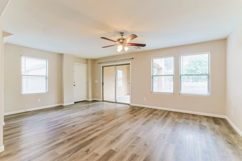 1,990/Mo, 22055 211th St Queen Creek, AZ 85142 Living Room View