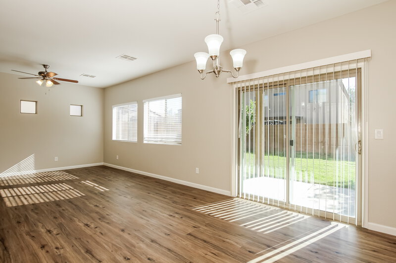 2,555/Mo, 12121 W Avenida Del Rey Peoria, AZ 85383 Dining Room View
