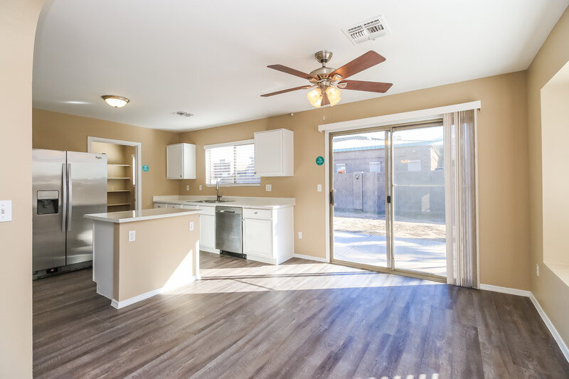 1,980/Mo, 2301 S Palo Verde Dr Apache Junction, AZ 85120 Dining Room View