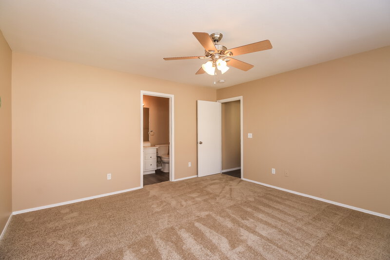 1,980/Mo, 2301 S Palo Verde Dr Apache Junction, AZ 85120 Main Bedroom View 2