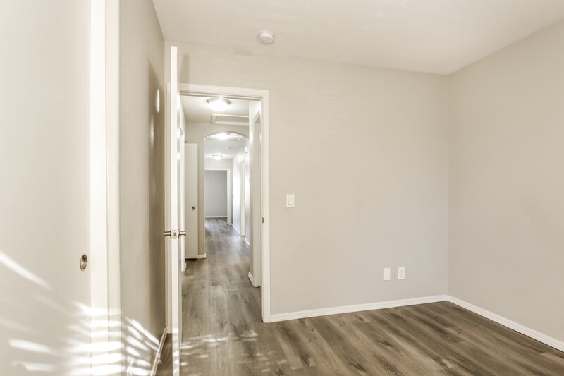 2,190/Mo, 1410 E June St Mesa, AZ 85203 Bedroom View 4