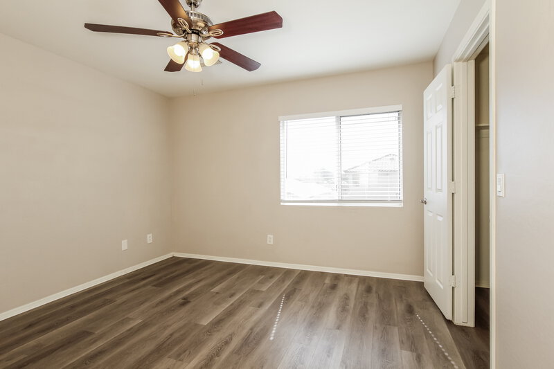 1,810/Mo, 11929 W Corrine Dr El Mirage, AZ 85335 Main Bedroom View