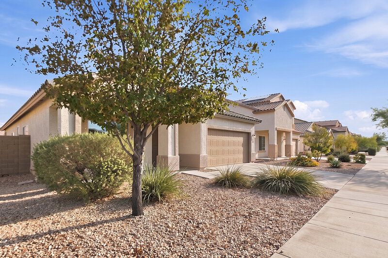 2,590/Mo, 3422 W Chambers St Phoenix, AZ 85041 Front View