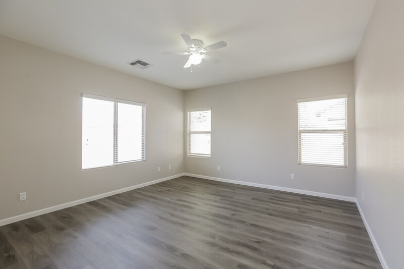2,590/Mo, 3422 W Chambers St Phoenix, AZ 85041 Main Bedroom View