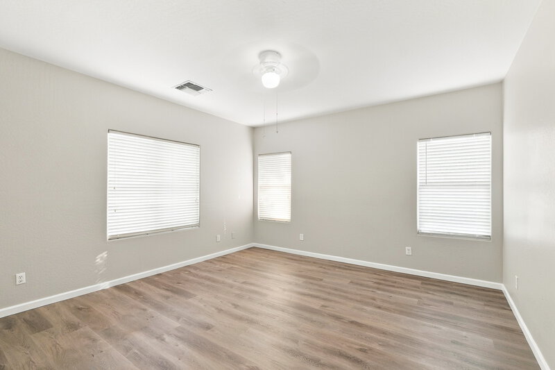 2,590/Mo, 3422 W Chambers St Phoenix, AZ 85041 Primary Bedroom View