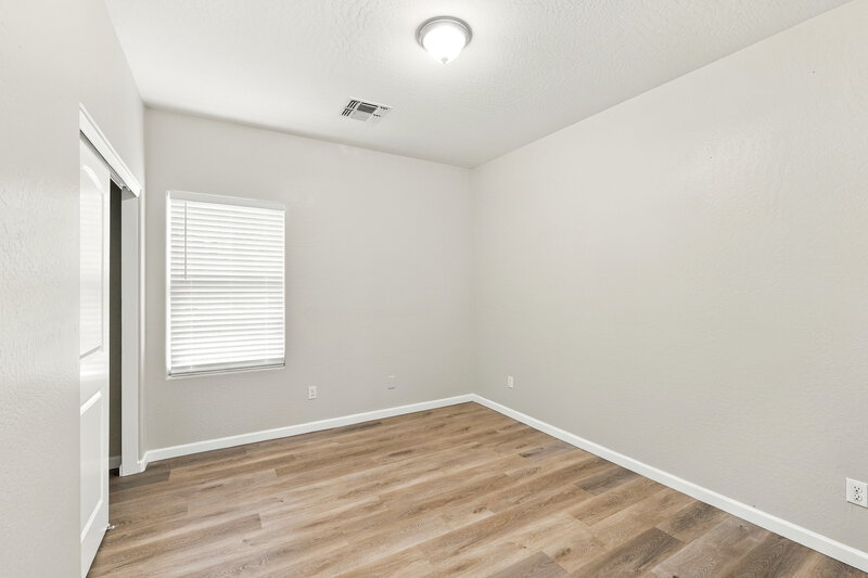 2,590/Mo, 3422 W Chambers St Phoenix, AZ 85041 Bedroom View 2