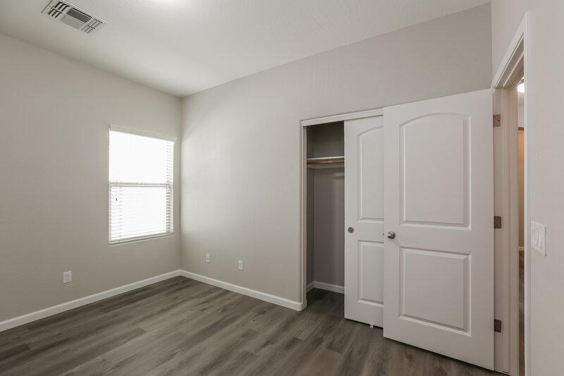 2,590/Mo, 3422 W Chambers St Phoenix, AZ 85041 Bedroom View 3