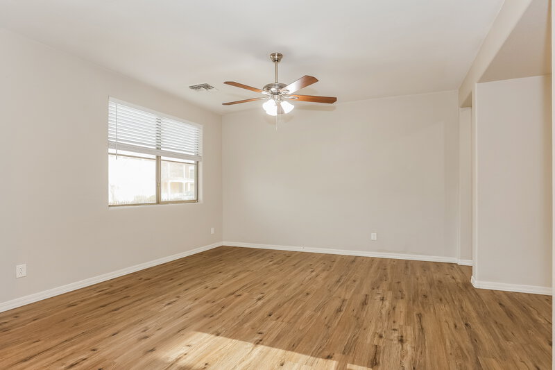 1,935/Mo, 809 E Agua Fria Ln Avondale, AZ 85323 Living Room View