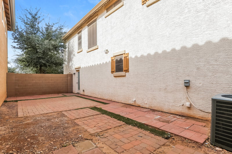 1,935/Mo, 809 E Agua Fria Ln Avondale, AZ 85323 Rear View