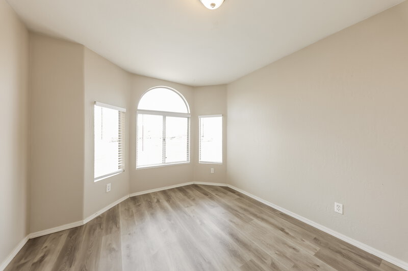 2,565/Mo, 20015 N 22nd Pl Phoenix, AZ 85024 Bedroom View 3