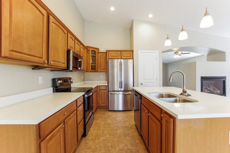 2,465/Mo, 3026 W Rapalo Rd Phoenix, AZ 85086 Kitchen View