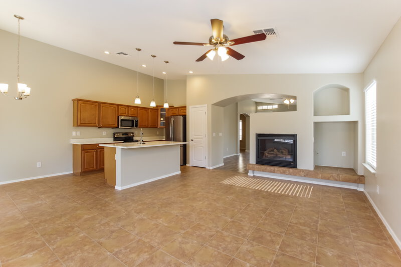 2,465/Mo, 3026 W Rapalo Rd Phoenix, AZ 85086 Den View 2