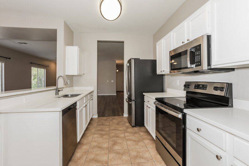 1,665/Mo, 152 E Mountain View Rd Queen Creek, AZ 85143 Kitchen View