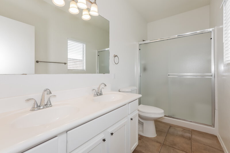 1,665/Mo, 152 E Mountain View Rd Queen Creek, AZ 85143 Main Bathroom View