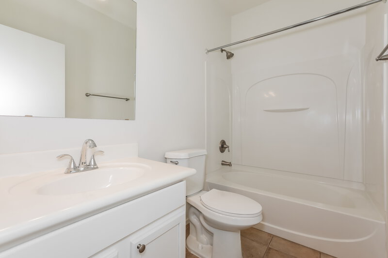 1,665/Mo, 152 E Mountain View Rd Queen Creek, AZ 85143 Bathroom View