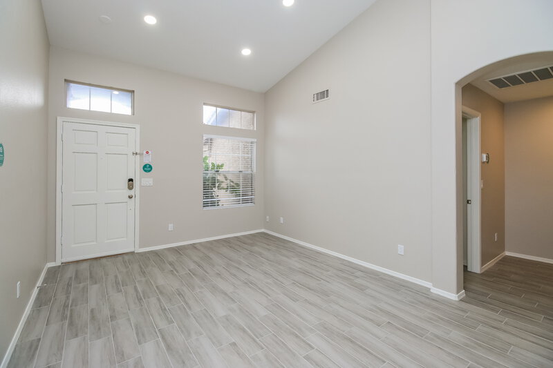 2,530/Mo, 1815 E Ironwood Dr Chandler, AZ 85225 Living Room View