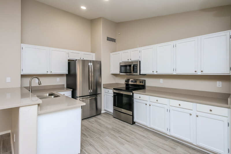 2,530/Mo, 1815 E Ironwood Dr Chandler, AZ 85225 Kitchen View