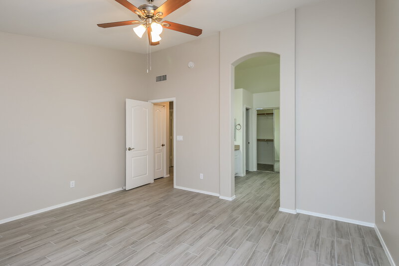 2,530/Mo, 1815 E Ironwood Dr Chandler, AZ 85225 Main Bedroom View 2