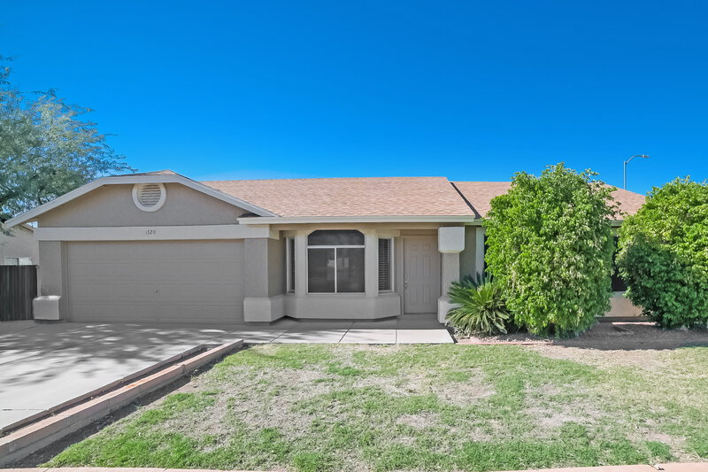 2,260/Mo, 1320 N 61st Pl Mesa, AZ 85205 External View