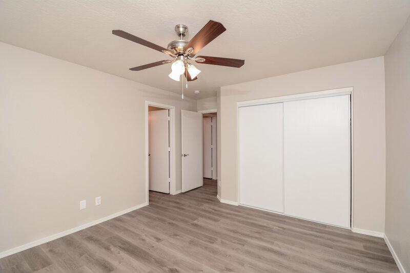 2,245/Mo, 12409 W Corrine Dr El Mirage, AZ 85335 Main Bedroom View 2